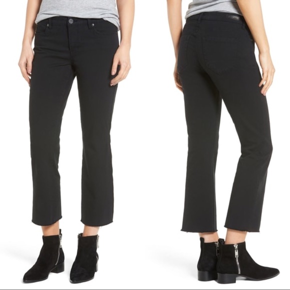 Blank NYC Denim - 🆕NWOT Blank NYC Cropped Kick Flare Denim Black